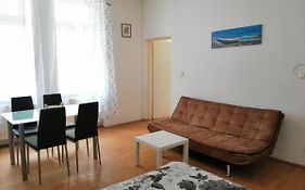 Apartments Diana-Contactless Check-In!
